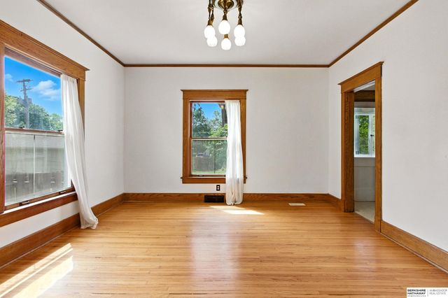 2045 S 20th Street, Lincoln, NE 68502