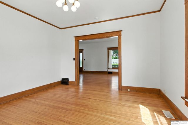 2045 S 20th Street, Lincoln, NE 68502