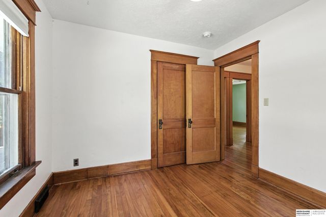 2045 S 20th Street, Lincoln, NE 68502