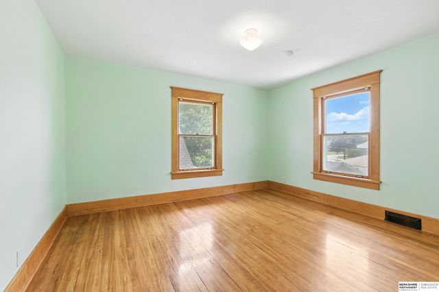 2045 S 20th Street, Lincoln, NE 68502