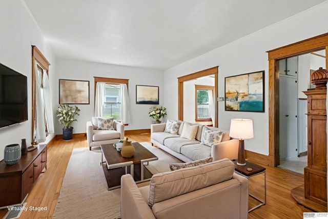 2045 S 20th Street, Lincoln, NE 68502