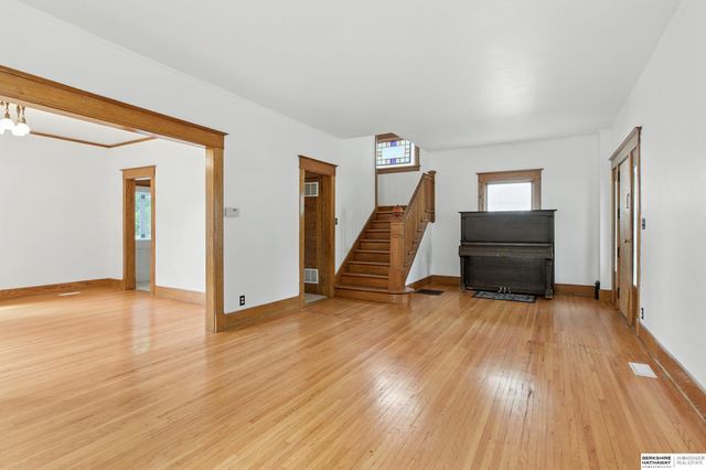 2045 S 20th Street, Lincoln, NE 68502