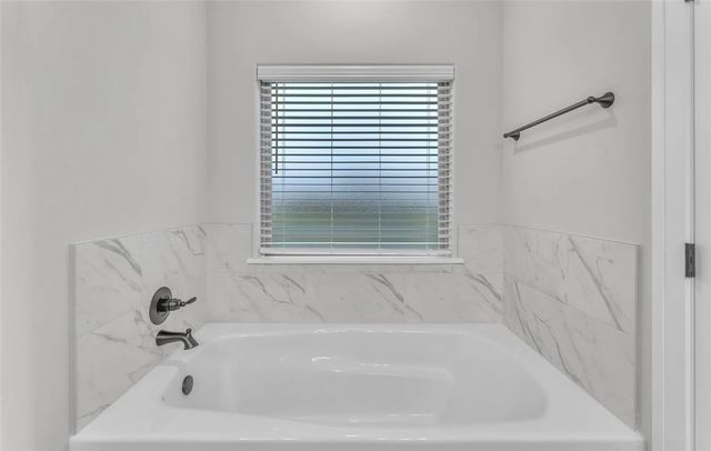 2133 S Magnificent Loop, Fayetteville, AR 72701