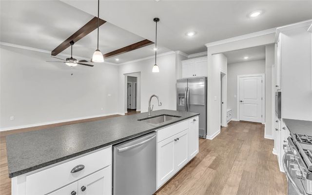 2133 S Magnificent Loop, Fayetteville, AR 72701