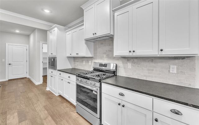 2133 S Magnificent Loop, Fayetteville, AR 72701