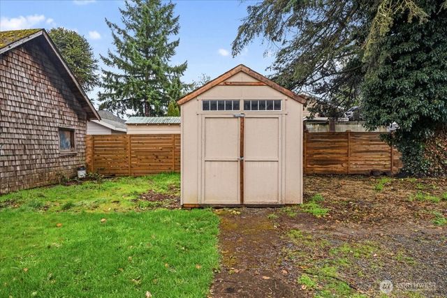 517 Dundass Avenue, Buckley, WA 98321