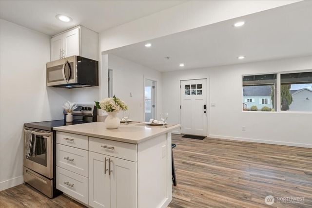 517 Dundass Avenue, Buckley, WA 98321