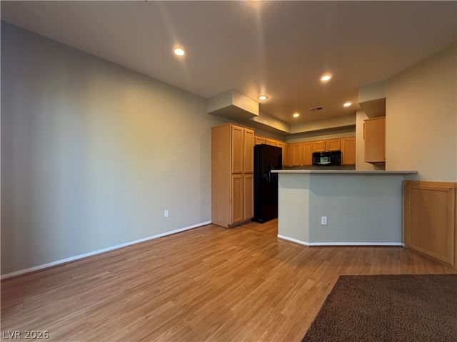 8641 Canfield Canyon Avenue, Las Vegas, NV 89178