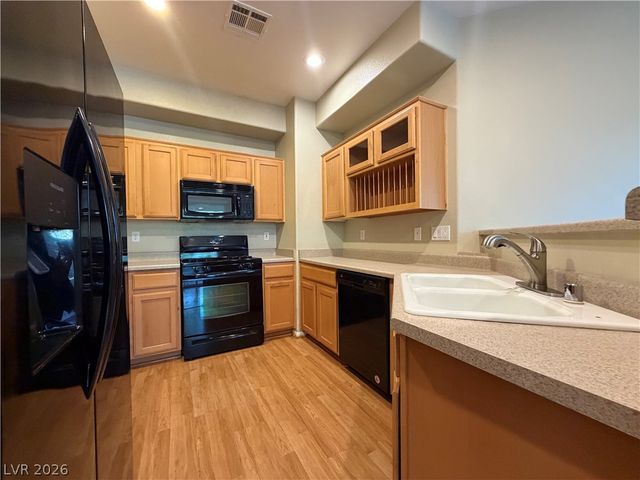 8641 Canfield Canyon Avenue, Las Vegas, NV 89178