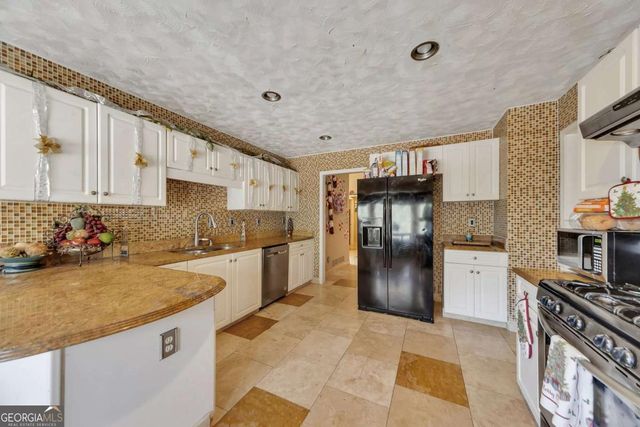 6401 Fox Run, Winston, GA 30187