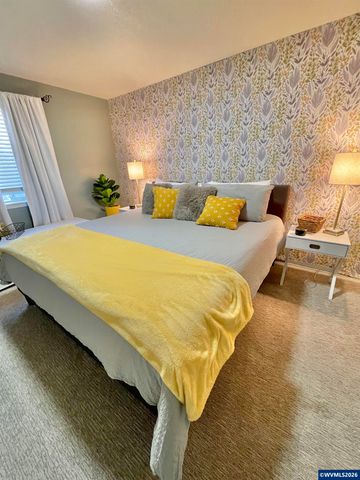 135 Wander Wy SE, Salem, OR 97301