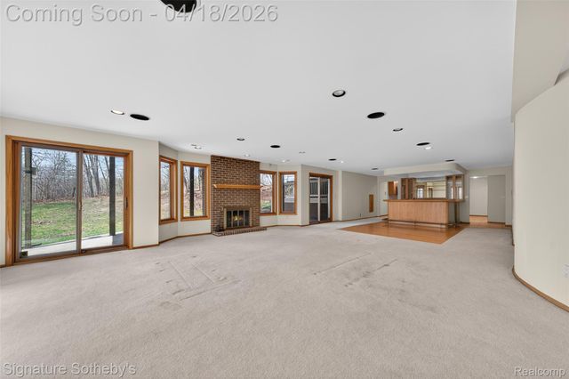 2131 Birchwood Way, West Bloomfield Charter Township, MI 48302