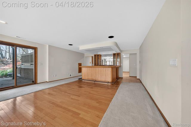 2131 Birchwood Way, West Bloomfield Charter Township, MI 48302