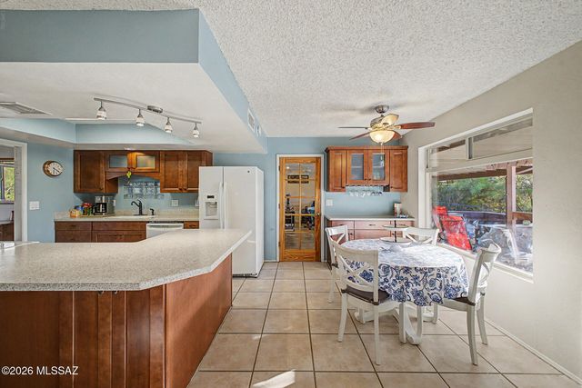 6851 N Machiavelli Way, Tucson, AZ 85741