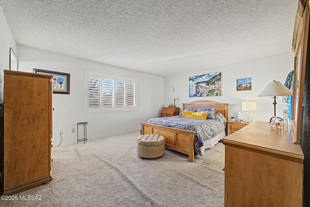 6851 N Machiavelli Way, Tucson, AZ 85741