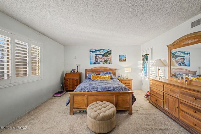 6851 N Machiavelli Way, Tucson, AZ 85741