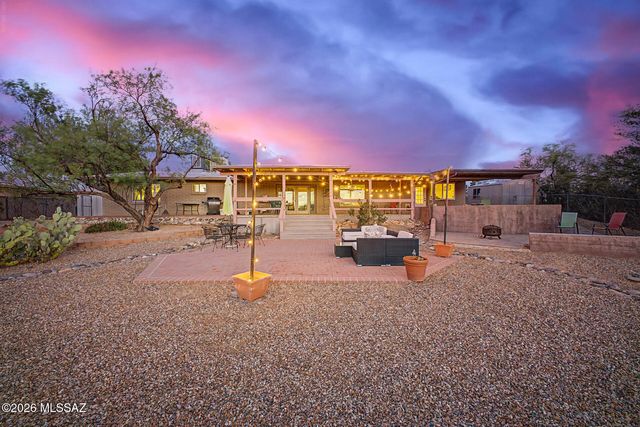 6851 N Machiavelli Way, Tucson, AZ 85741