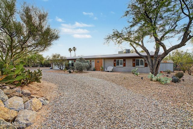 6851 N Machiavelli Way, Tucson, AZ 85741