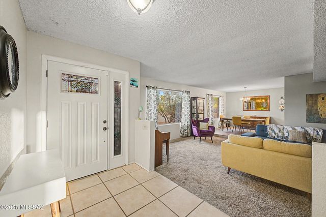 6851 N Machiavelli Way, Tucson, AZ 85741