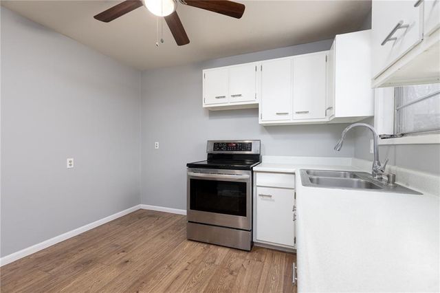 5869 N Oakley Street, Kansas City, MO 64119