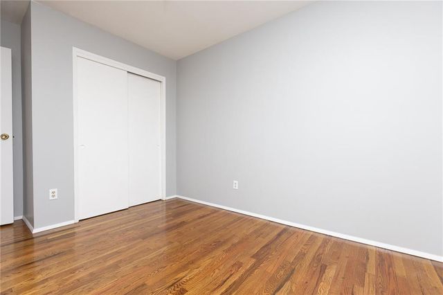 5869 N Oakley Street, Kansas City, MO 64119