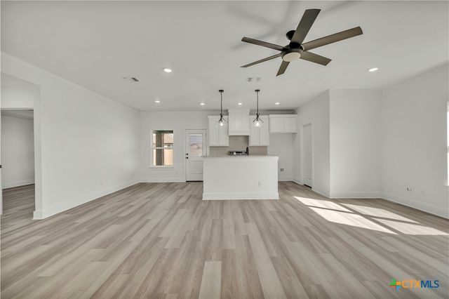 313 Shadbush Drive, Nolanville, TX 76559