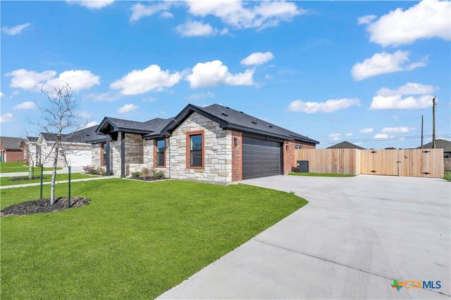 313 Shadbush Drive, Nolanville, TX 76559