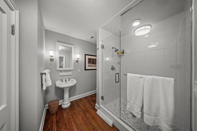 5800 Brookbank Lane, Mission Hills, KS 66208