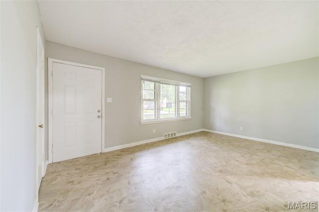 6811 Brower Court, Berkeley, MO 63134