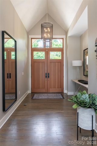 57 Villa Nova Drive, Asheville, NC 28804