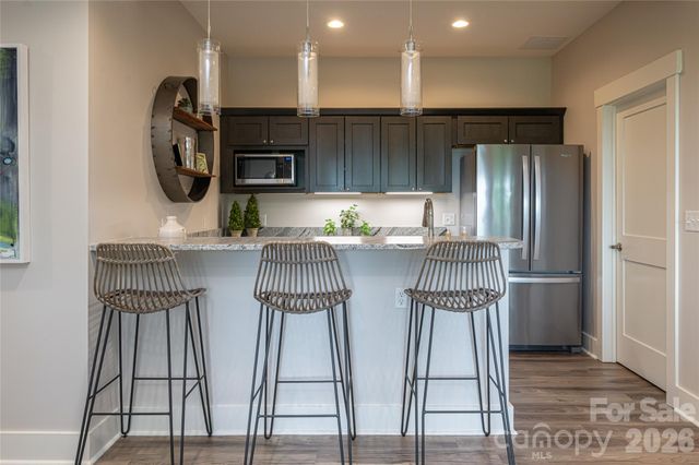 57 Villa Nova Drive, Asheville, NC 28804