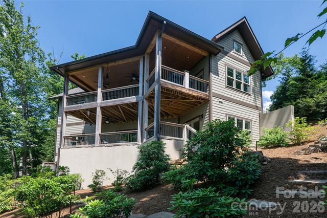 57 Villa Nova Drive, Asheville, NC 28804