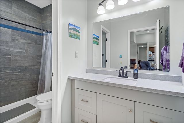 2240 MO 240, Fayette, MO 65248