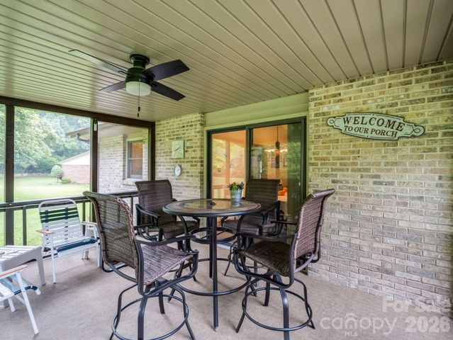182 Resada Drive, Brevard, NC 28712