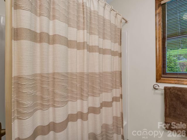 182 Resada Drive, Brevard, NC 28712