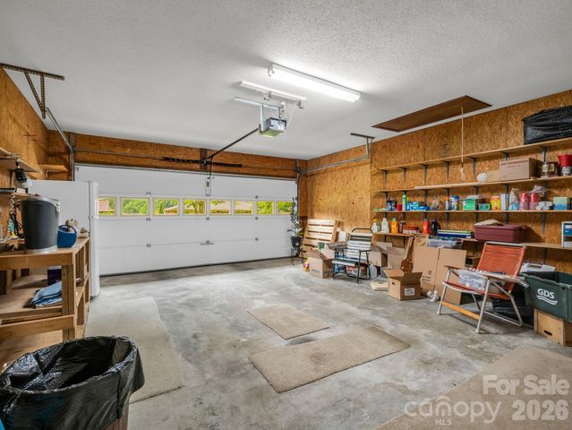 182 Resada Drive, Brevard, NC 28712