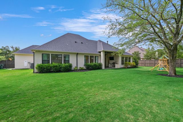 5115 Inverness Drive, Bryan, TX 77802