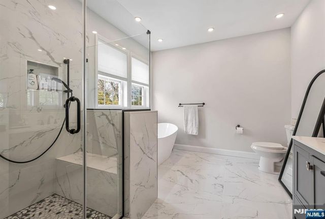 765 Sixth Avenue, River Edge, NJ 07661