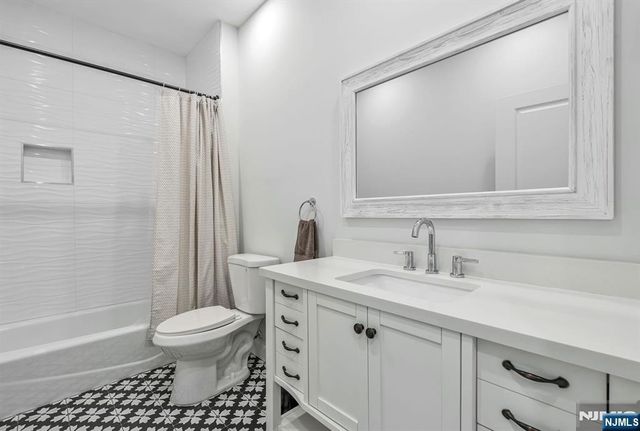 765 Sixth Avenue, River Edge, NJ 07661