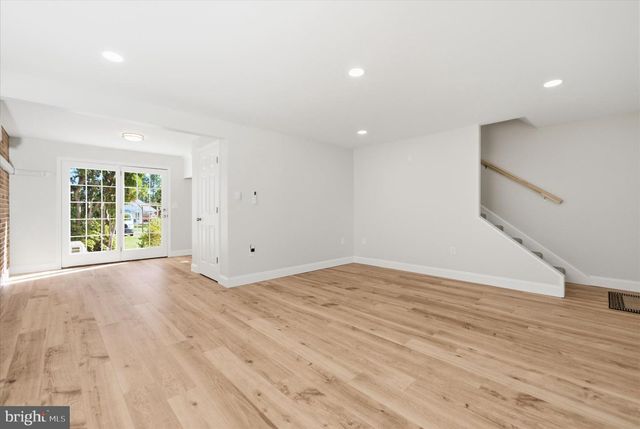 121 PENNBROOK AV, Robesonia, PA 19551