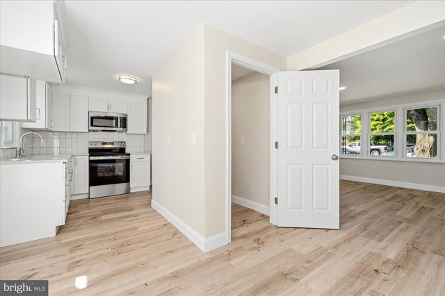 121 PENNBROOK AV, Robesonia, PA 19551