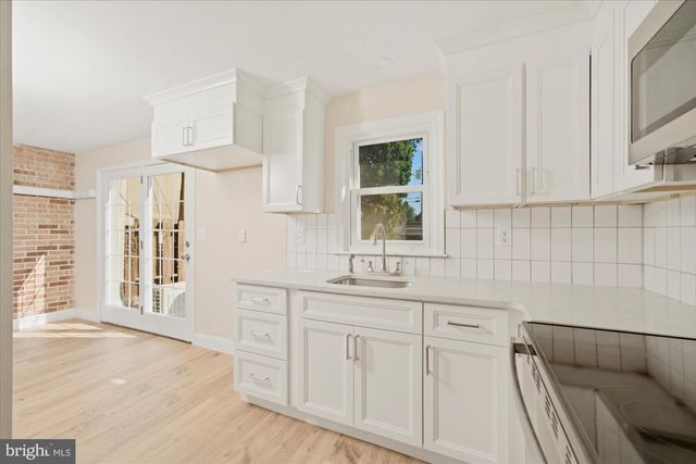 121 PENNBROOK AV, Robesonia, PA 19551