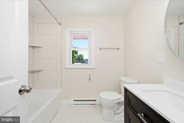121 PENNBROOK AV, Robesonia, PA 19551