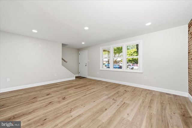 121 PENNBROOK AV, Robesonia, PA 19551