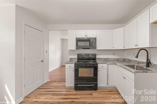 548 Drury Drive, Charlotte, NC 28206