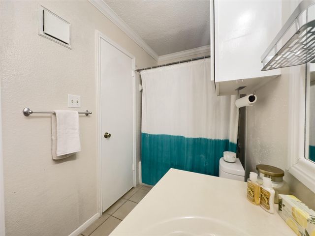 2121 Hepburn Street 1110, Houston, TX 77054