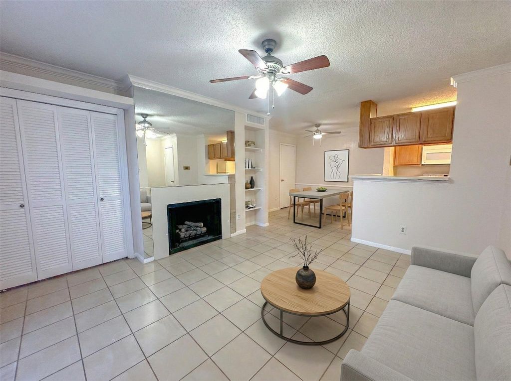 2121 Hepburn Street 1110, Houston, TX 77054