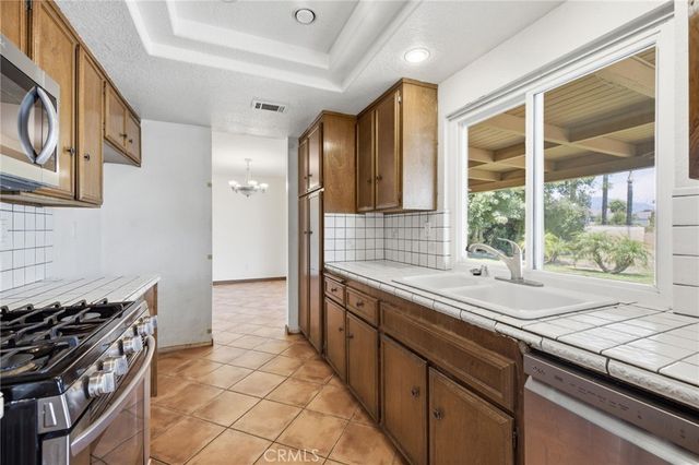 5833 Jasper Street, Rancho Cucamonga, CA 91701