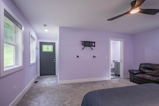 300 Lancaster Hill Road, Tilton, NH 03276