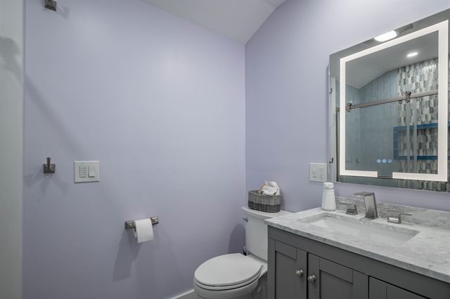 300 Lancaster Hill Road, Tilton, NH 03276
